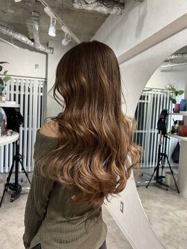 アドネ プライム(adne prime) ベージュ/ミルクティーベージュ名駅/ケアブリーチ栄