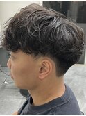 スペインカール/スパイラルパーマ/刈り上げマッシュ