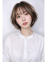 エコル(ekolu) 透明感×立体感!大人可愛い【地毛風】柔らかハイライトボブ