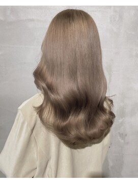 エヴァー(ever) [髪質改善/縮毛矯正/ダークアッシュ/カール/セミディ/姫カット]