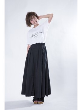 レバラディンズドゥミラー(Les Baladins du Miroir) 【バラディンズ】外国人風/ふわっとショートボブ