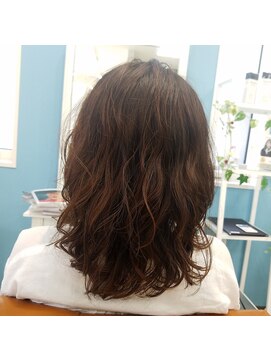 アラワラブルー(arrawarra blue) ふんわりボリュームパーマ/20代/30代/40代/50代/倉敷/白楽町