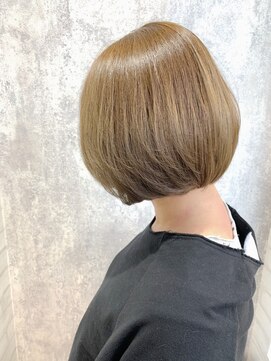 ジーナ 池袋(Zina) 【Zina 池袋】ショート×ベージュ