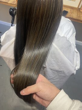 ロイド(Royd.) シームレス髪質改善