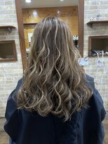 デコヘアー キートス(DECO HAIR kiitos)&nbsp;筋感ハイライト