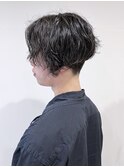 メンズスタイル パーマスタイル 前下がりショート