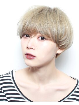 ルク(RUKU) ２０代３０代４０代マッシュショート/ハイトーンカラー