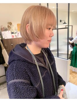 カグヤヒメ ドゥイ(kaguyahime doui) ホワイトベージュのマッシュショート