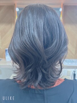 サムソンアンドデリラ 江南店 イルミナカラー