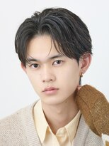 フェザーパーマフェザーショート刈り上げショートセンターパート
