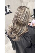 リッシュ(RISH)&nbsp;ハイライト/ロングヘア/10代/20代/30代/ギャル/髪型