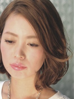 上町美容室の写真/丁寧なカウンセリングと、似合わせカットであなたの髪の悩みを解決します◎あなたのなりたいを叶えます♪