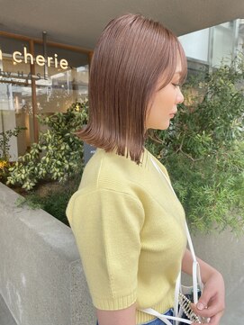 マシェリ バイ ハセ(ma cherie by HASE) 明るめミルクティー　切りっぱなしボブ