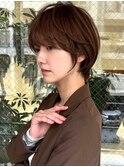 ハイライト白髪ぼかしダブルカラーインナーカラーショートボブ