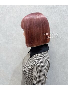 ロンド レア 天神大名店(Lond Le’a) ホワイトブロンド/外ハネボブ/美髪/ワイドバング/ブルーブラック