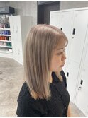 ミルクティーベージュ