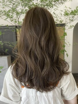 ヘアーアイスカルテット(HAIR ICI QUARTET) 透明感オリーブブラウンブリーチなしカラーレイヤーセミロング