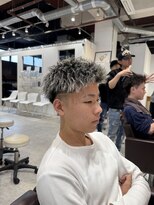 ルーストデラックス 京都河原町三条(ROOST dx)&nbsp;波巻ツイストスパイラル/フェザーパーマ/京都河原町