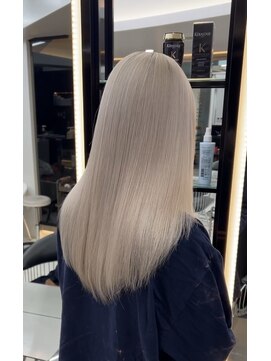 ラピス 池袋(Lapis) ホワイトブロンド/髪質改善/ブリーチ/シールエクステ