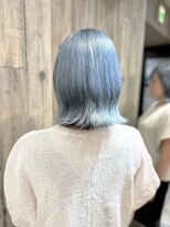ミー 新宿(MII)&nbsp;ペールブルー/ダブルカラー/髪質改善/縮毛矯正/新宿/MII/ミイ