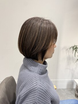 ハウオリ(Hau'oli) 白髪ぼかし/白髪ぼかしハイライト/白髪染め/透明感/窪/有松/金沢