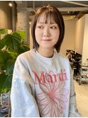 タッセルボブ　切りっぱなしボブ　透明感カラー