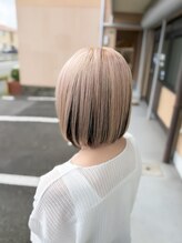 アルル ヘアー(ALULU HAIR)&nbsp;『光と影が織りなす、大人のアンブレラカラー』