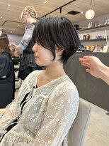 ヘイリー(HAILEY)&nbsp;ショートカット×ひし形シルエット×前髪あり