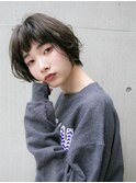 ダークアッシュショートで大人可愛い♪