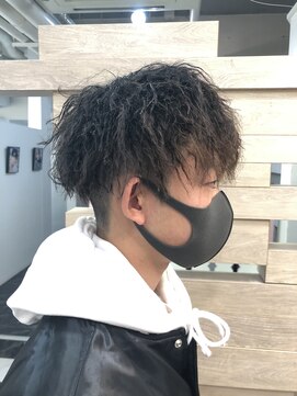 テテ(TETE) ハードツイスト/刈り上げ高め/マッシュ