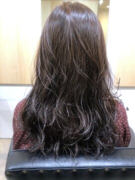 ラベスト バイ セロ 池袋メトロポリタン前(LOVEST by CERO) ロングニュアンスパーマスタイル【髪質改善・弱酸性・池袋駅】