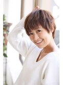 大人かわいいフェミニンショート