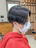 ゴーズゴードットビー 吉祥寺(go s go .b)&nbsp;【gosgo近藤】刈り上げ/ショート/センターパート/ジェンダーレス