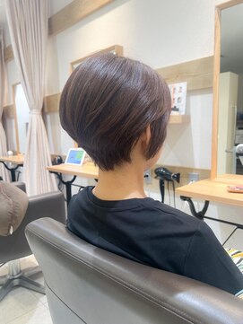 ミラバイケンジ 藤沢(Mira by KENJE) 白髪ぼかし　すっきりショート　【藤沢　藤沢駅】