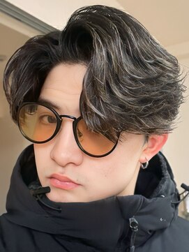 バース バイ ハピネス(BIRTH by happiness) 奈良men'sフェザーパーマ フェザーショート