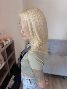 ゴート(G.O.A.T) 抜きっぱなしホワイトブロンド