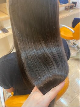 フラット(flat)の写真/flatならではの髪質改善が大好評◎髪の内側から補修し、芯からしなやかな質感へ導きます。