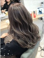 キャパ(CAPA)&nbsp;ハイライトボブ脱白髪染めくびれハンサムショートレイヤー47