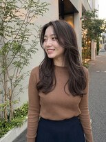 ラナ(LaNA)&nbsp;流れる顔まわりとふわっと動く艶ロング