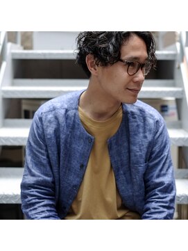 ザ ドッツ(THE DOTS) パーマとセンターパート