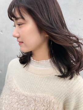 アンバースデー(UNBIRTHDAY) ミディアムレイヤー/ラベンダーカラー/ハイライト/くせ毛風