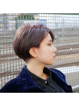 マロウズ(Marrows) 透け感楽しむハイトーンショートヘア