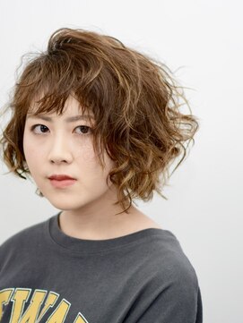 カルマ ヘアー(calma hair) デザインカラー×ショートボブ