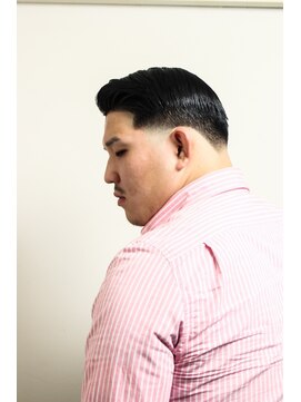 メリケンバーバーショップ フクオカ(MERICAN BARBERSHOP FUK) かき上げヘアショートレイアーくせ毛風パーマコンマヘアc2