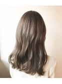 赤味消しアッシュベージュ☆みの色