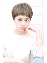 オーシャン(Ocean)&nbsp;[OCEAN Hair&Life藤原純] 分け目なしグレージュショート☆