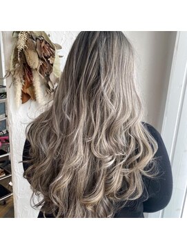 ソンリエ 青竹店(SONRiE) グレージュ