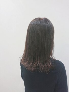 ネリネ 北千住駅東口学園通り前(Nerine) 可愛い外ハネミディ