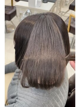 ユーフォリア 銀座(Euphoria) 忙しい女性のための髪質改善ケアストレート/赤み消しカラー