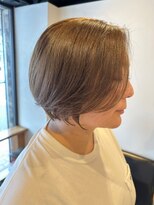 ムク(Muku)&nbsp;前髪長めの毛流れショート☆